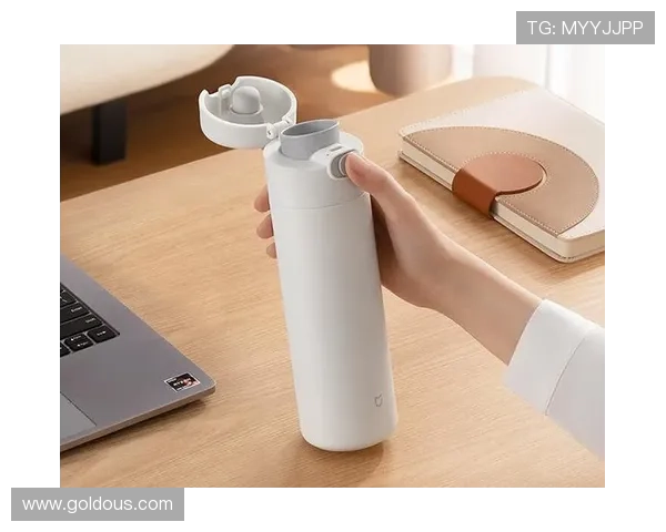 171克超轻体验!小米保温杯钛杯350mL版开箱:129元值不值? 171克超轻体验!小米保温杯钛杯350mL版开箱:129元值不值?